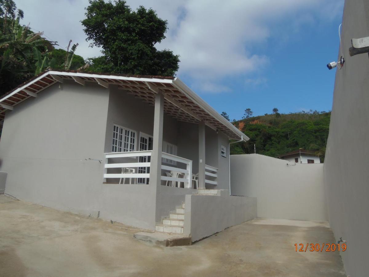 Bonita Casa Das Toninhas Ubatuba Exterior photo